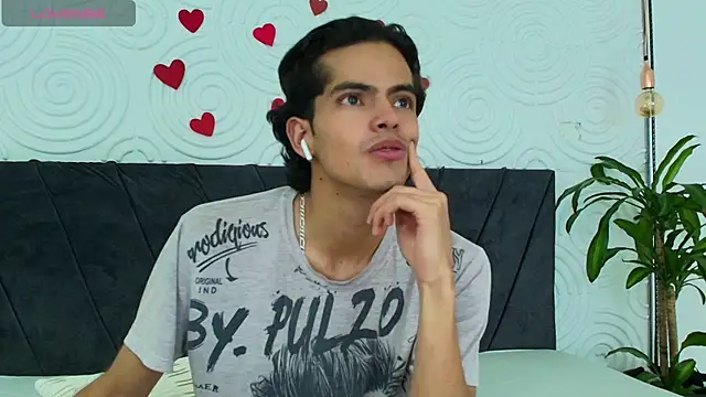 Maximoherrera 16 online show from 5, 3, 2025