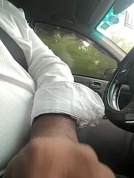 Snapshot of dam-her-boy chatting on 16, 4, 2026 dam-her-boy online show from 16, 4, 2026