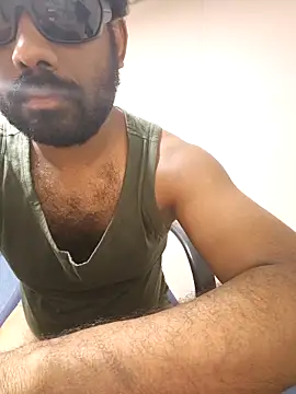 Snapshot of UrbanUtopia chatting on 3, 3, 2026 UrbanUtopia online show from 3, 3, 2026