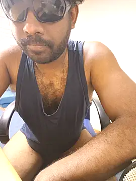 Snapshot of UrbanUtopia chatting on 1, 4, 2026 UrbanUtopia online show from 1, 4, 2026