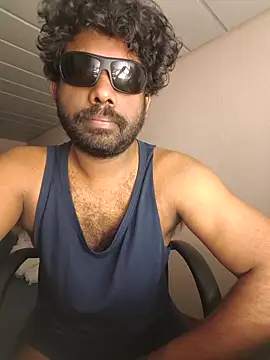 Snapshot of UrbanUtopia chatting on 14, 4, 2026 UrbanUtopia online show from 14, 4, 2026