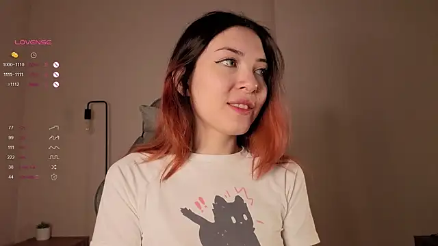 Snapshot of Pussy_Dream chatting on 13, 12, 2025 Pussy Dream online show from 13, 12, 2025