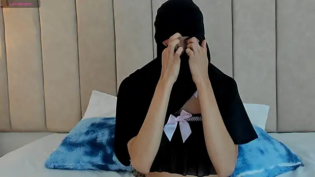  Zahiira  online show from 13, 3, 2026