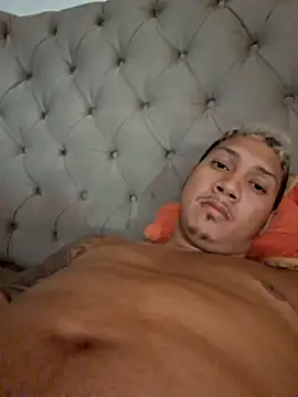 GRUESO-CURVO online show from 10, 2, 2026