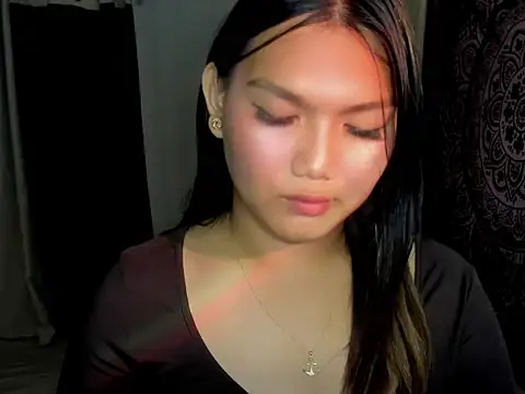 Snapshot of Lou_heart chatting on 9, 2, 2026 Lou heart online show from 9, 2, 2026