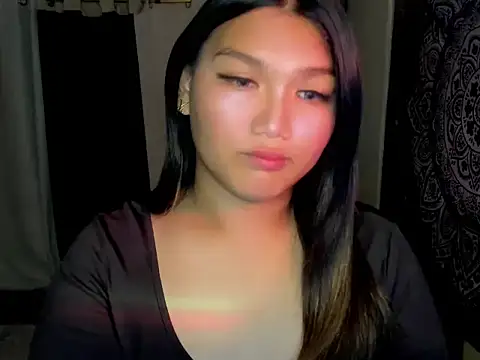 Snapshot of Lou_heart chatting on 23, 2, 2026 Lou heart online show from 23, 2, 2026