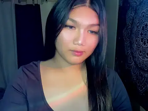 Snapshot of Lou_heart chatting on 9, 3, 2026 Lou heart online show from 9, 3, 2026