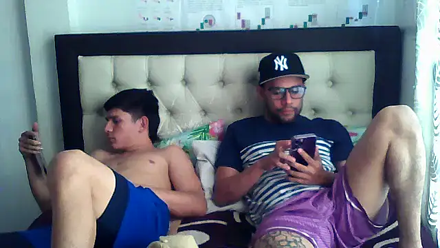 Snapshot of BoysONFireXXX chatting on 14, 2, 2026 BoysONFireXXX online show from 14, 2, 2026