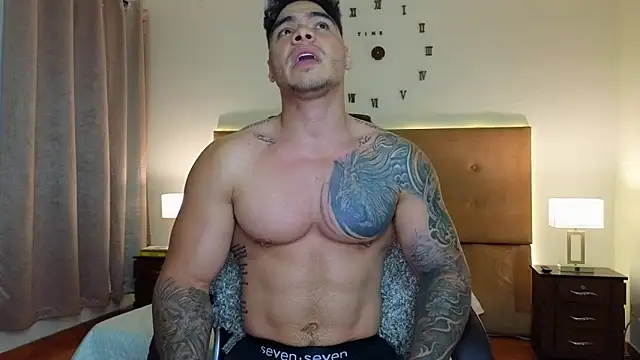 Steven Velez online show from 7, 2, 2026