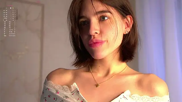 Snapshot of EleneButton chatting on 8, 3, 2026 EleneButton online show from 8, 3, 2026