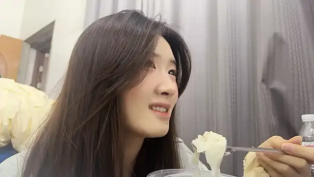 Moonlight-23 online show from 21, 11, 2025