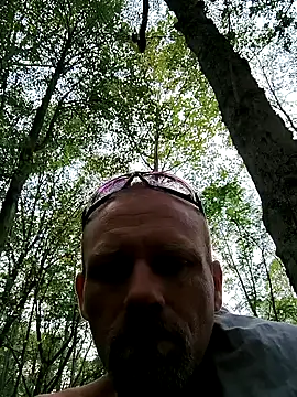 Eat it from the back online show from 27, 9, 2025