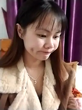 Snapshot of Sisi_dy01 chatting on 22, 12, 2025 Sisi dy01 online show from 22, 12, 2025