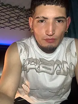 Snapshot of Ian_kai chatting on 15, 10, 2025 Ian kai online show from 15, 10, 2025