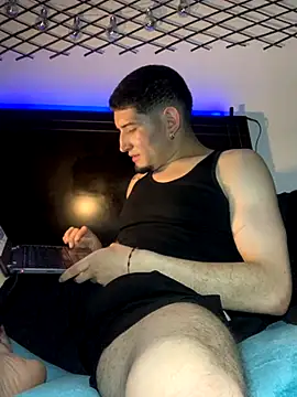 Snapshot of Ian_kai chatting on 19, 10, 2025 Ian kai online show from 19, 10, 2025