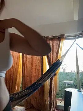 hottiee melannie online show from 8, 4, 2026