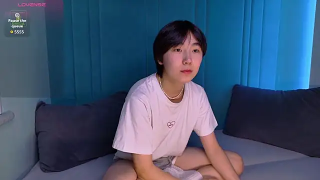 Snapshot of HeejinWang chatting on 19, 11, 2025 HeejinWang online show from 19, 11, 2025