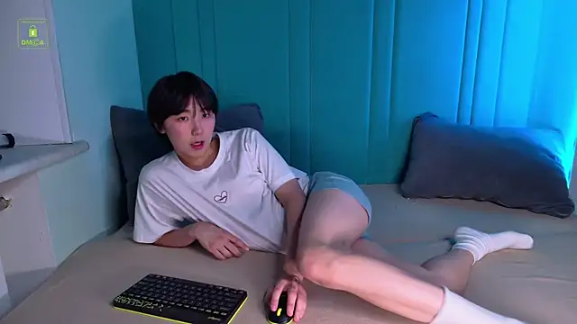 Snapshot of HeejinWang chatting on 24, 11, 2025 HeejinWang online show from 24, 11, 2025