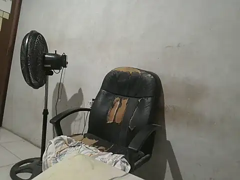 Snapshot of Alcee490 chatting on 21, 3, 2026 Alcee490 online show from 21, 3, 2026