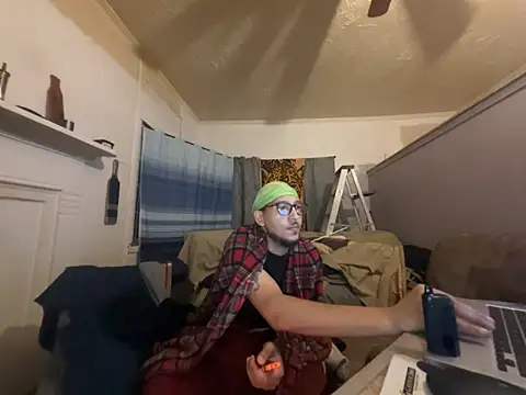 Snapshot of ThrowedWorldWide chatting on 9, 2, 2026 ThrowedWorldWide online show from 9, 2, 2026