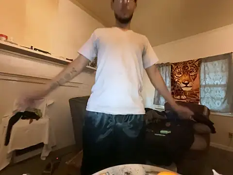 Snapshot of ThrowedWorldWide chatting on 15, 2, 2026 ThrowedWorldWide online show from 15, 2, 2026