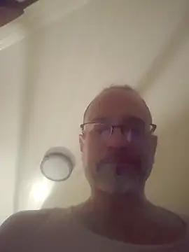 Curious9884 online show from 4, 2, 2026