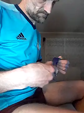 Snapshot of Remello1 chatting on 14, 4, 2026 Remello1 online show from 14, 4, 2026