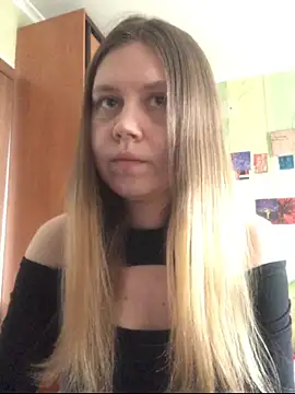 Snapshot of LunaVirelle chatting on 11, 2, 2026 LunaVirelle online show from 11, 2, 2026