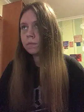 Snapshot of LunaVirelle chatting on 21, 3, 2026 LunaVirelle online show from 21, 3, 2026