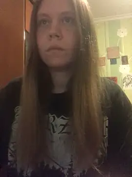 Snapshot of LunaVirelle chatting on 13, 4, 2026 LunaVirelle online show from 13, 4, 2026