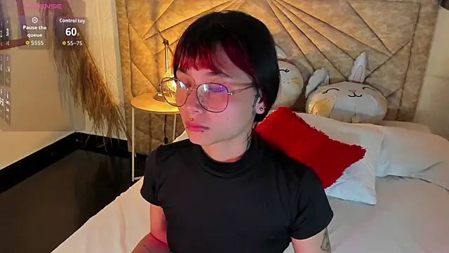 Emma duff online show from 10, 4, 2026