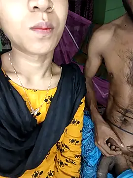 Snapshot of CoupleShow_432 chatting on 5, 3, 2026 CoupleShow 432 online show from 5, 3, 2026