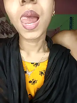 Snapshot of CoupleShow_432 chatting on 13, 3, 2026 CoupleShow 432 online show from 13, 3, 2026