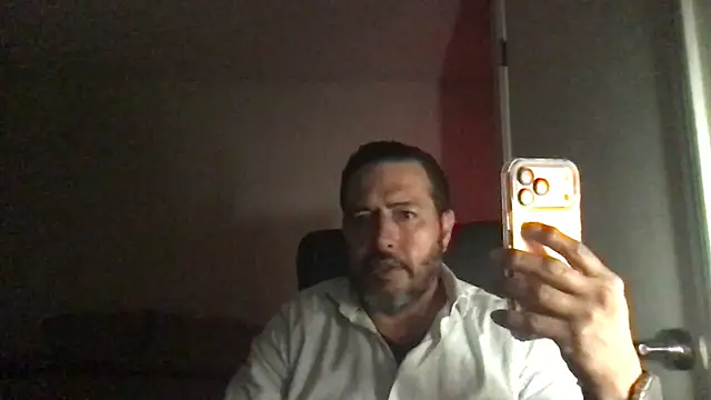 ezrah23 online show from 6, 4, 2026