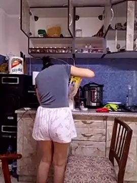 Snapshot of Lusandra1837lusi chatting on 15, 4, 2026 Lusandra1837lusi online show from 15, 4, 2026