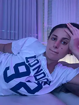 Snapshot of jojoa23 chatting on 14, 4, 2026 jojoa23 online show from 14, 4, 2026