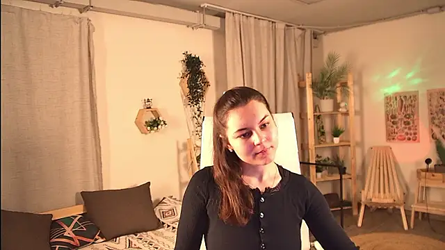 Snapshot of FrancescaCavaliere chatting on 7, 3, 2026 FrancescaCavaliere online show from 7, 3, 2026