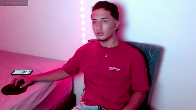 kyro estrada online show from 1, 4, 2026