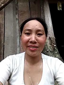 Snapshot of vesla-2k chatting on 1, 4, 2026 vesla-2k online show from 1, 4, 2026