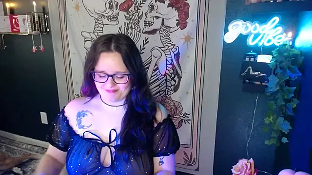 Snapshot of HazeyViolet333 chatting on 24, 3, 2026 HazeyViolet333 online show from 24, 3, 2026