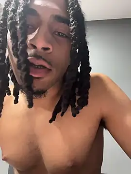 Snapshot of Mellyj053 chatting on 14, 4, 2026 Mellyj053 online show from 14, 4, 2026