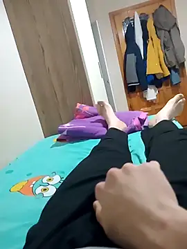 Snapshot of Etlipro-53 chatting on 15, 4, 2026 Etlipro-53 online show from 15, 4, 2026