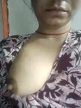 Snapshot of Julilodhi8695 chatting on 15, 4, 2026 Julilodhi8695 online show from 15, 4, 2026