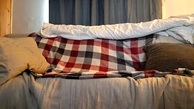 Snapshot of sexy_hottie_guy chatting on 15, 4, 2026 sexy hottie guy online show from 15, 4, 2026