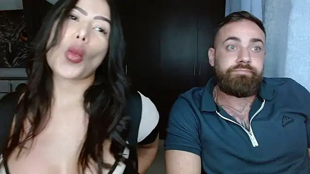 Snapshot of hotcouplexx1 chatting on 27, 3, 2026 hotcouplexx1 online show from 27, 3, 2026