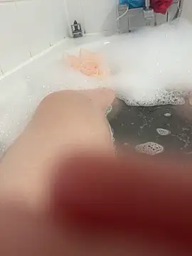 Piper Milf 36 online show from 23, 2, 2026