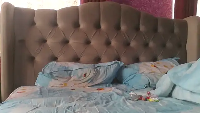 Snapshot of Shailadiess chatting on 6, 3, 2026 Shailadiess online show from 6, 3, 2026