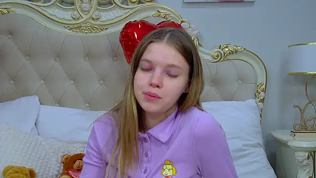 HallyBradley online show from 3, 3, 2026