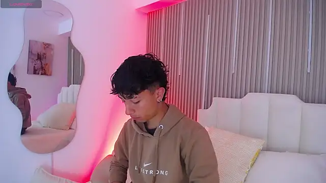 Snapshot of Aiden_Rivers_ chatting on 24, 3, 2026 Aiden Rivers online show from 24, 3, 2026