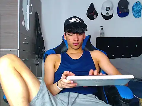 Snapshot of Lyam_Russo chatting on 27, 2, 2026 Lyam Russo online show from 27, 2, 2026